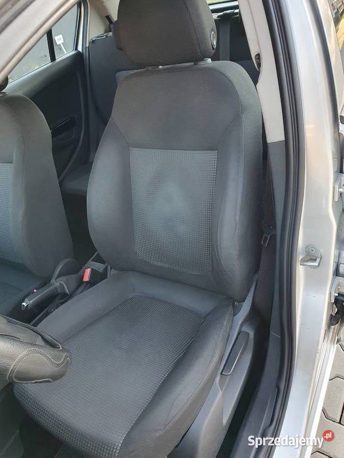 OPEL CORSA 12 16V ESSENTIA 2011 139 Krajowy benzyna Katowice