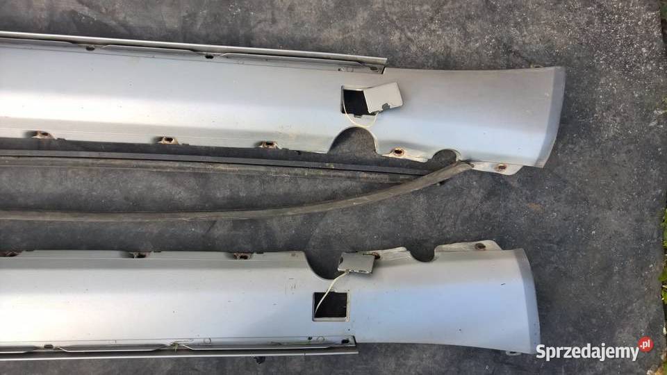 Listwy na progi zaślepki lewarka Mercedes W124