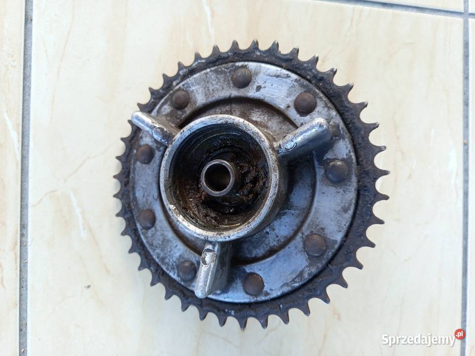 WSK 175zabierak zębatka tylnego koła łódzkie