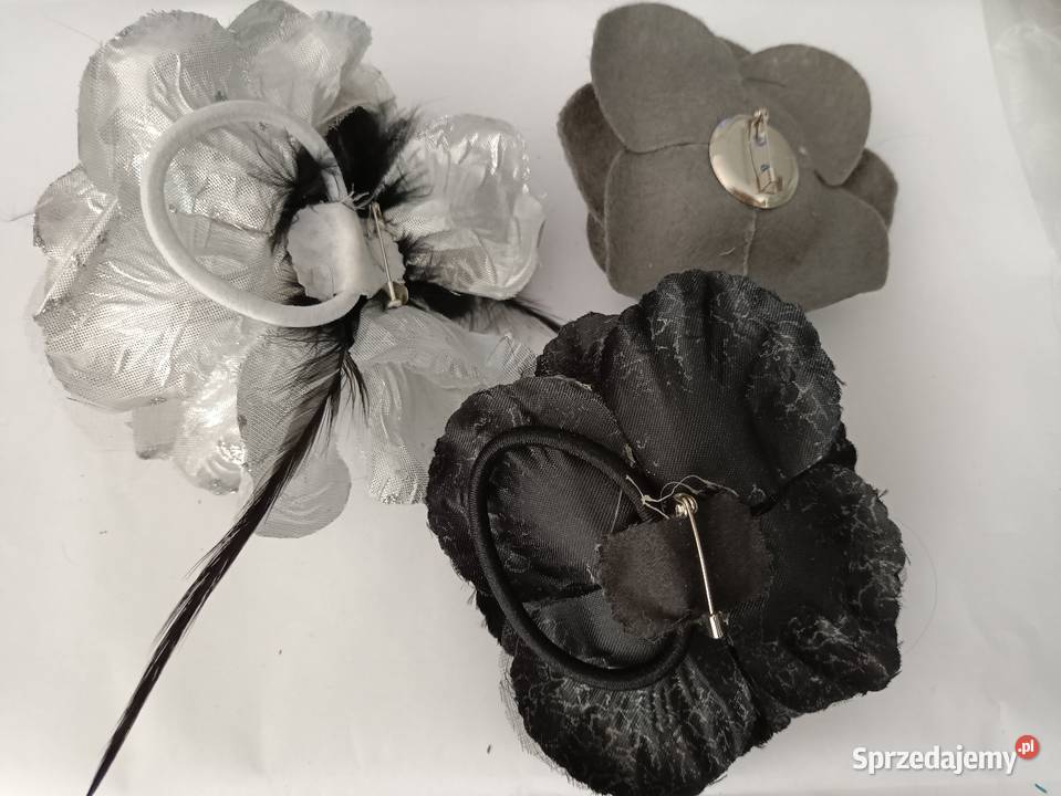 3 broszki kwiaty w szarościach Białystok