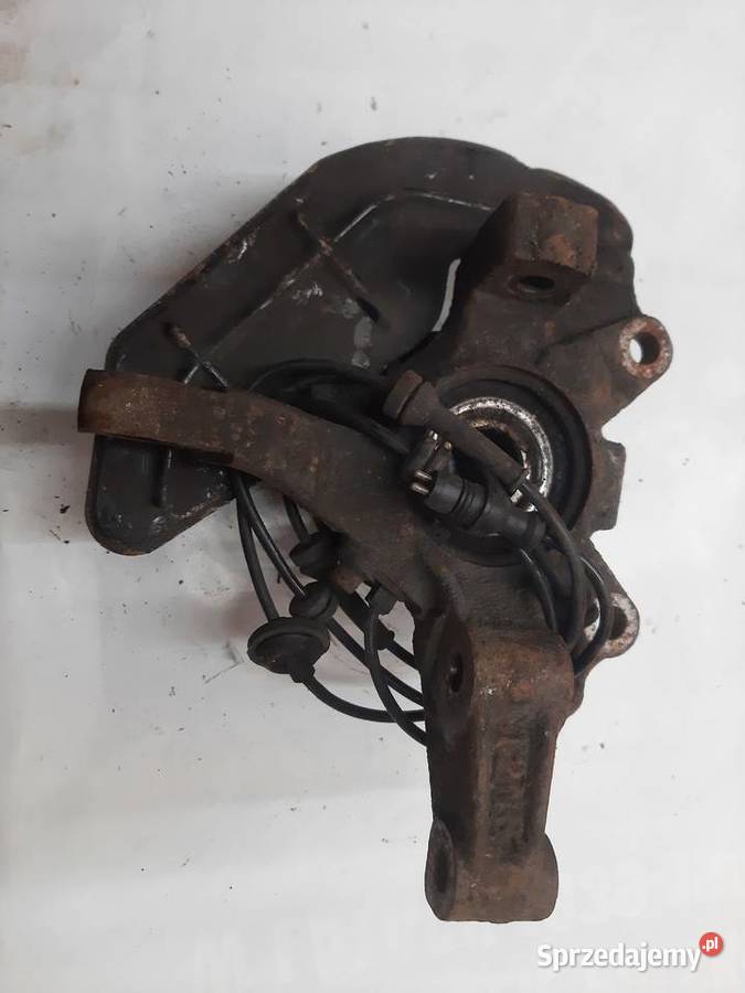 Fiat Doblo 19 JTD piasta zwrotnica prawa z ABS Ksawerów