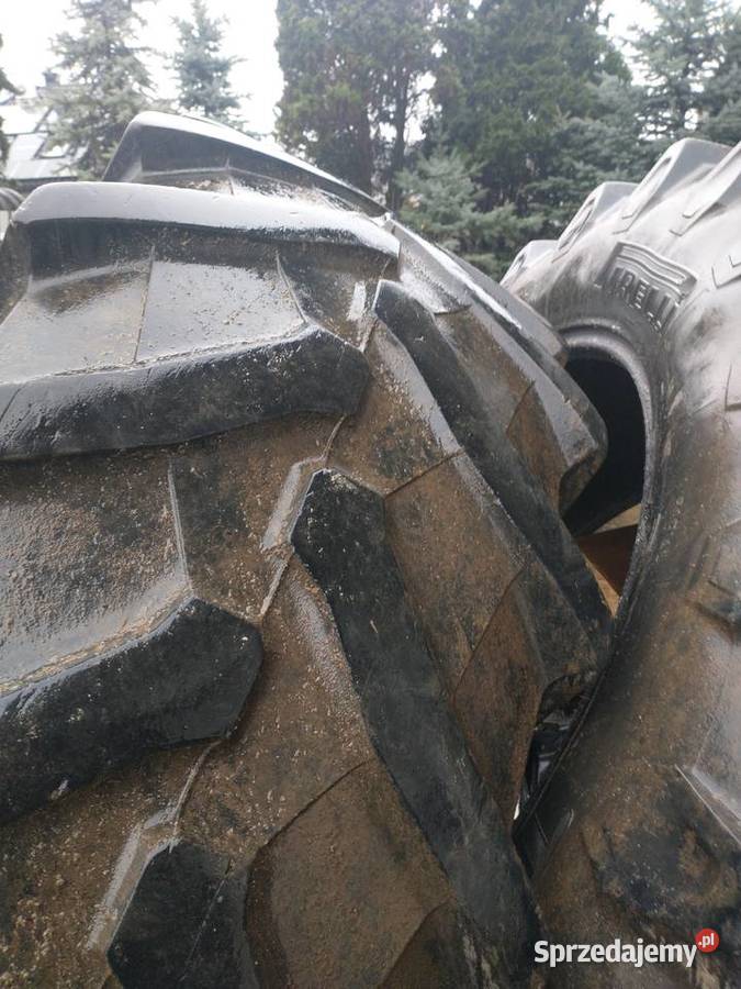 Opony Pirelli 54065r38 zamiennik 169r38 48070 R nieuszkodzony Kraków