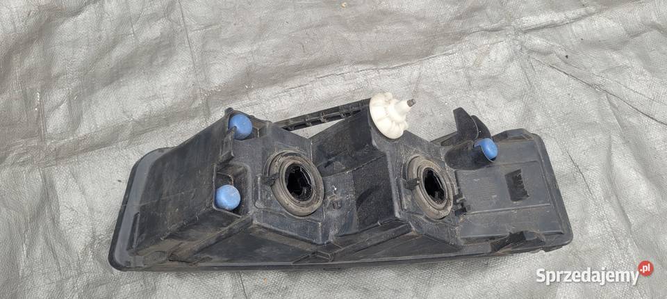 SKODA OCTAVIA 3 III HALOGEN LAMPA LEWA