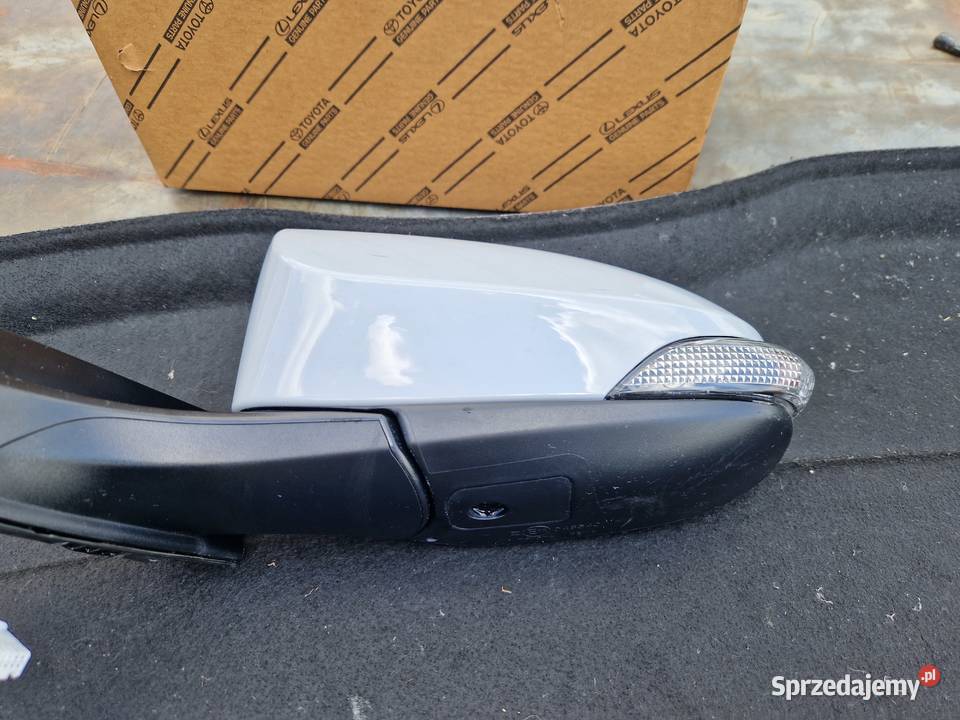 Toyota CHR CHR LIFT lusterko 11 pin KPL EU podkarpackie Mielec