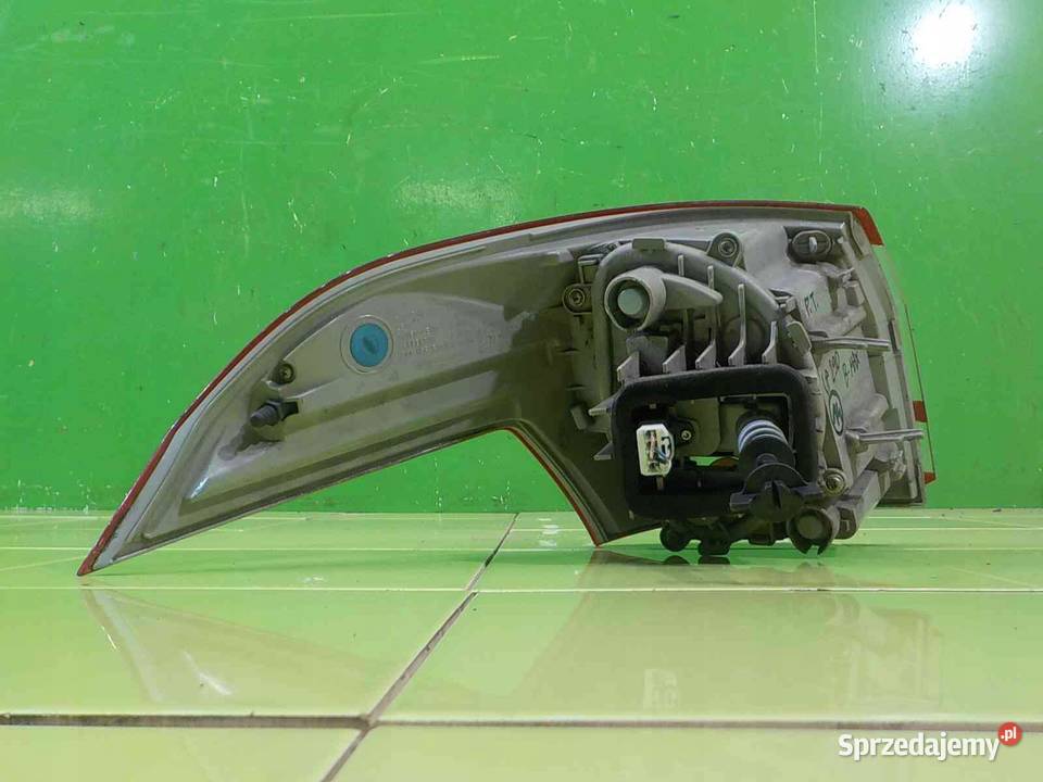 FORD B 1217 5D lampa prawa tyl AV1113404AG Suków sprzedam