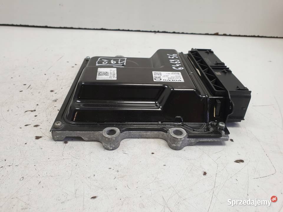 Volvo V40 II 20 D STEROWNIK SILNIKA komputer Chełm