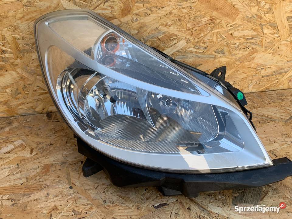 RENAULT CLIO 3 III LAMPA PRZÓD PRZEDNIA PRAWA Lampy przednie wielkopolskie Słowikowo