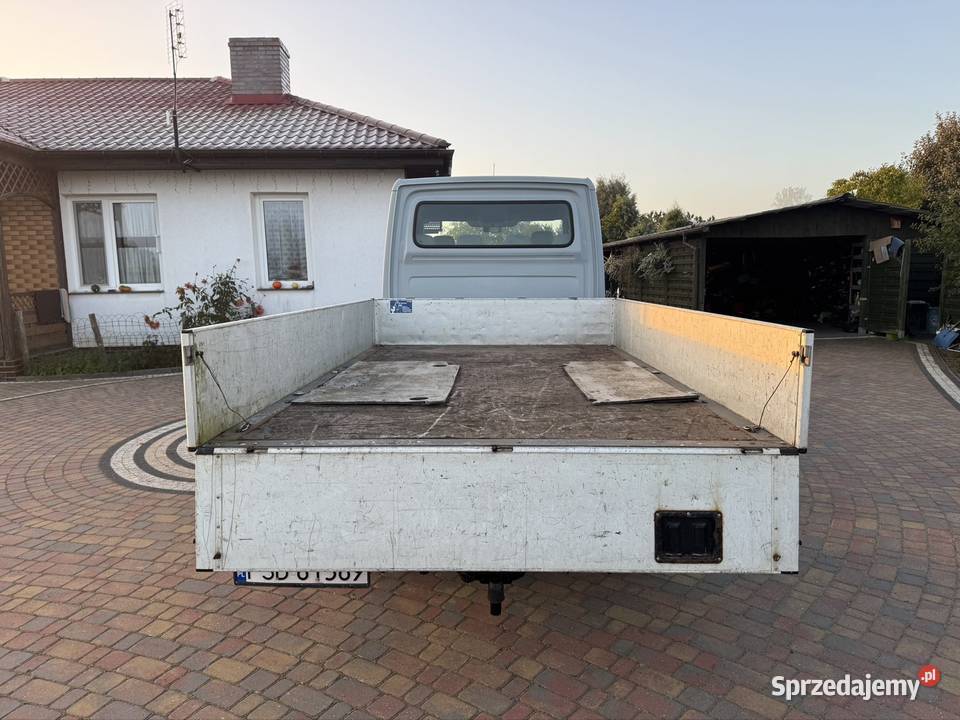 Volkswagen Crafter 2008 doka dubelkabina lakier metallic Crafter Drezdenko