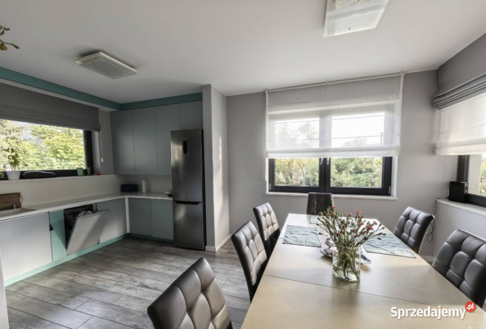 DOM JEDNORODZINNY W BOBROWCU garaż Sprzedaż Bobrowiec