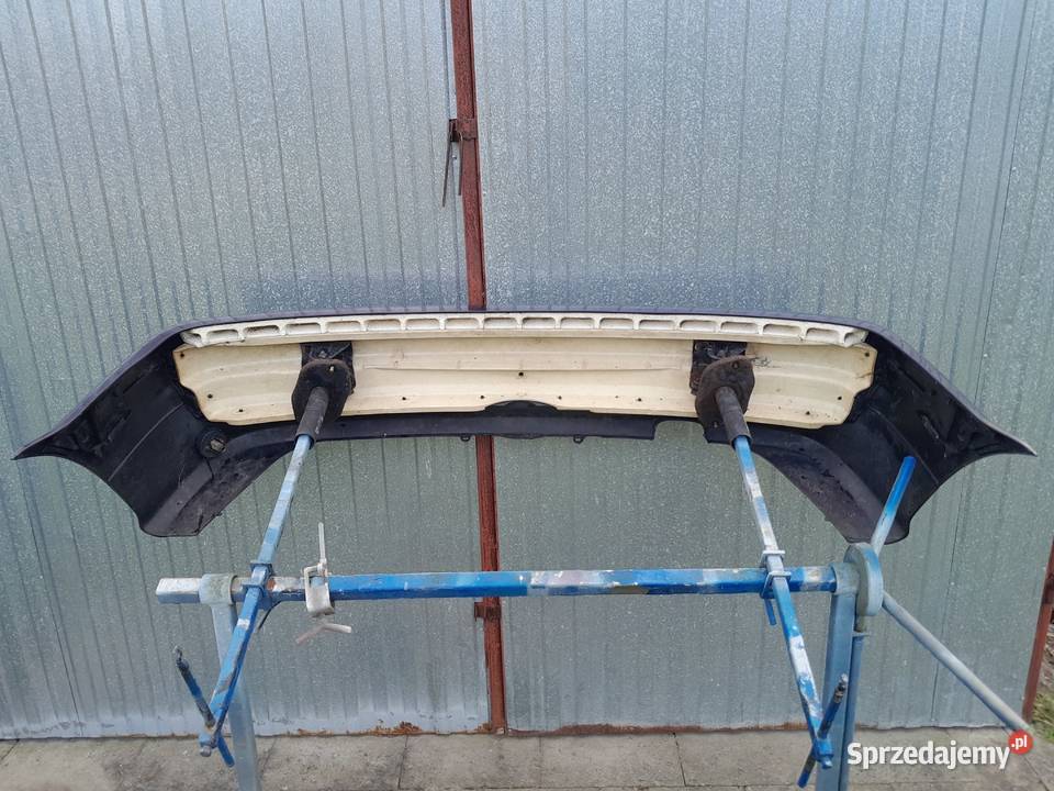 BMW E36 compact Zderzak tylny Tomaszów Mazowiecki