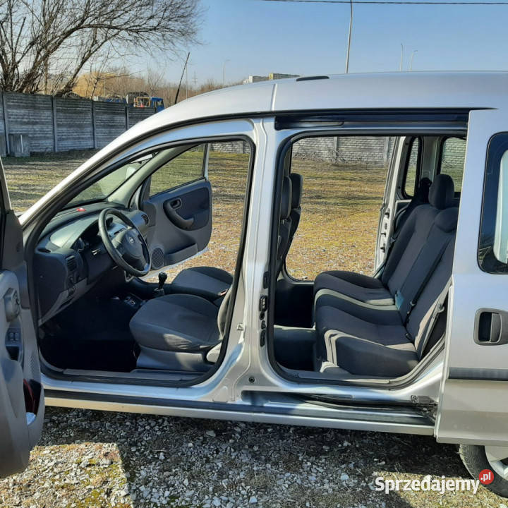 Opel Combo 14b z gazem C 20012011 Zarejestrowany w Polsce