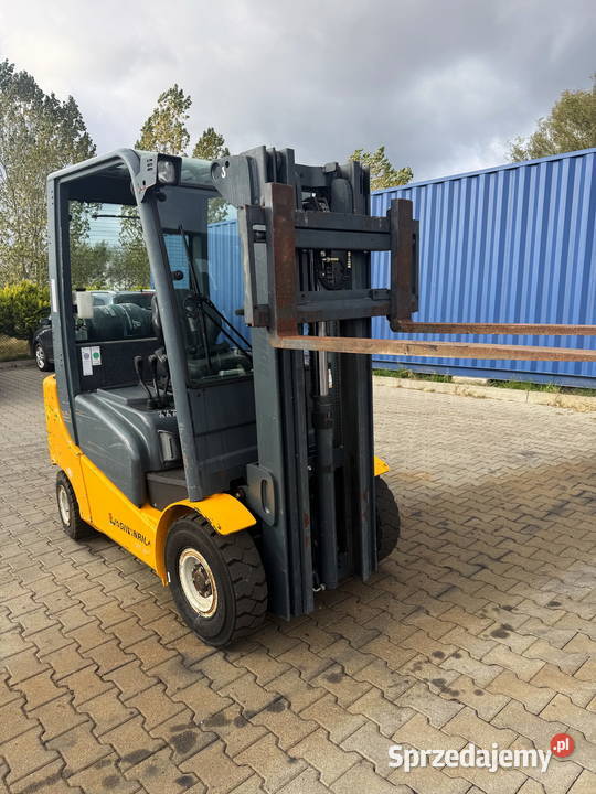 wózek widłowy JUNGHEINRCH TFG316 1600 Triplex łódzkie Działoszyn