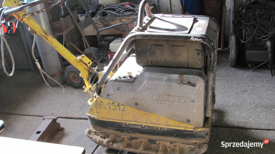 Syndyk sprzeda samochód wózek widłowy