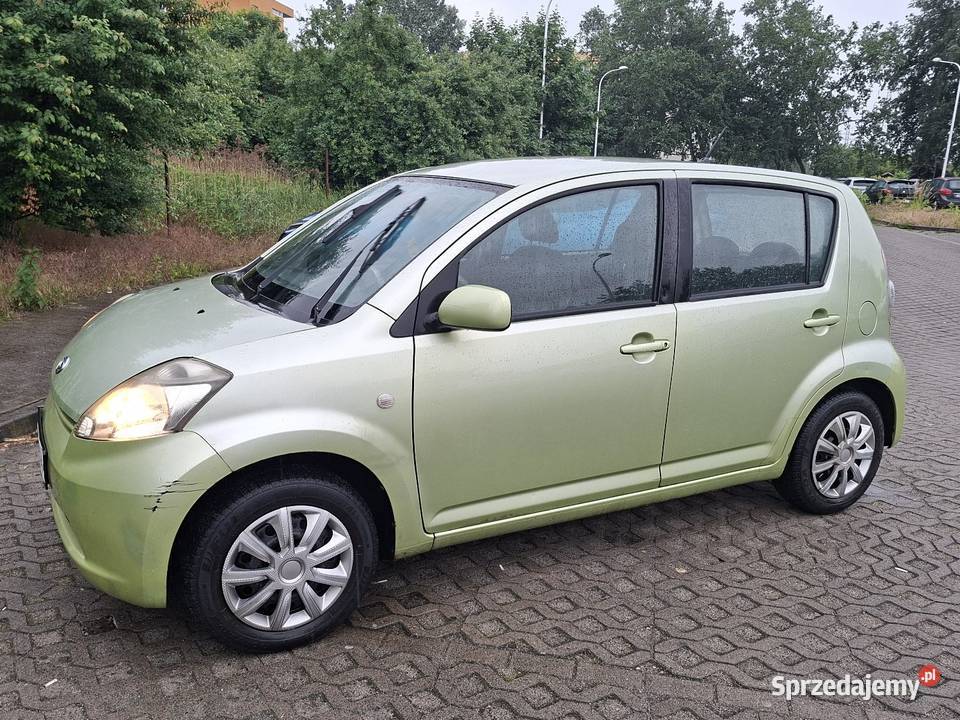 DAIHATSU SIRION 13e 2005r 202 tanio Wrocław