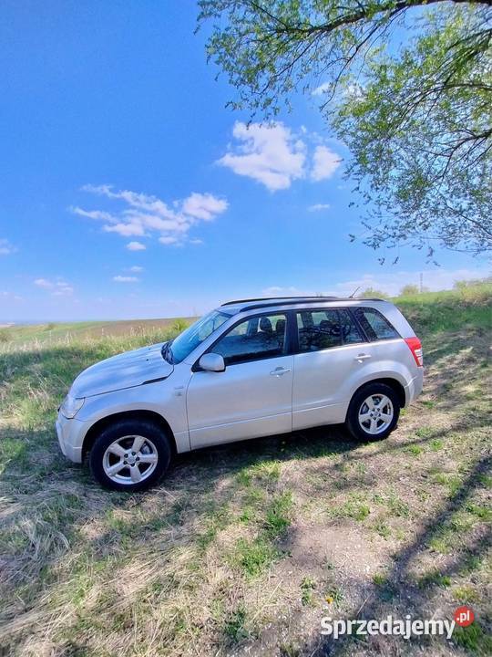 Suzuki Grand Vitara 4x4 zdrowa kupiony w polskim salonie Grand Vitara Przemyśl