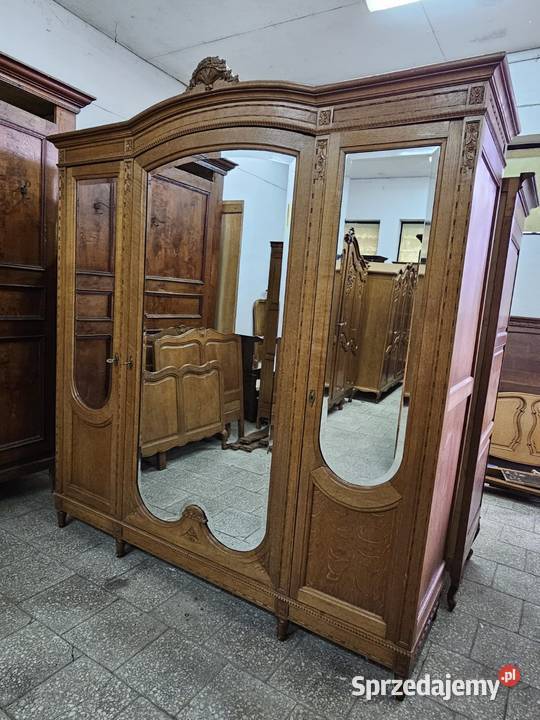 Ładna stara szafa secesja Francja