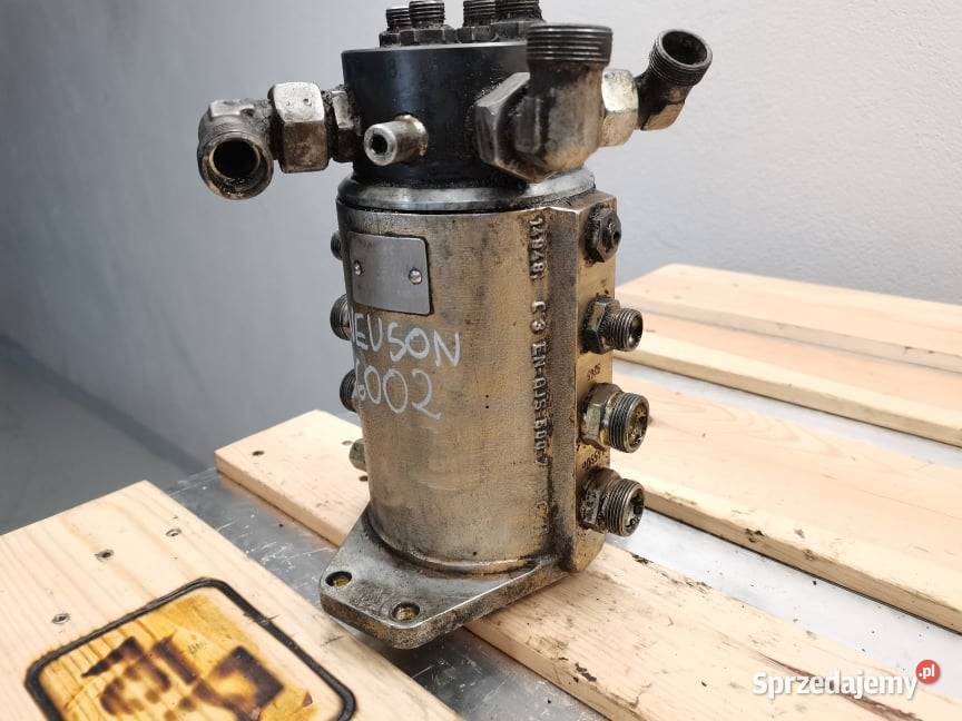 Neuson 6002 Kolumna obrotu Wilkowo