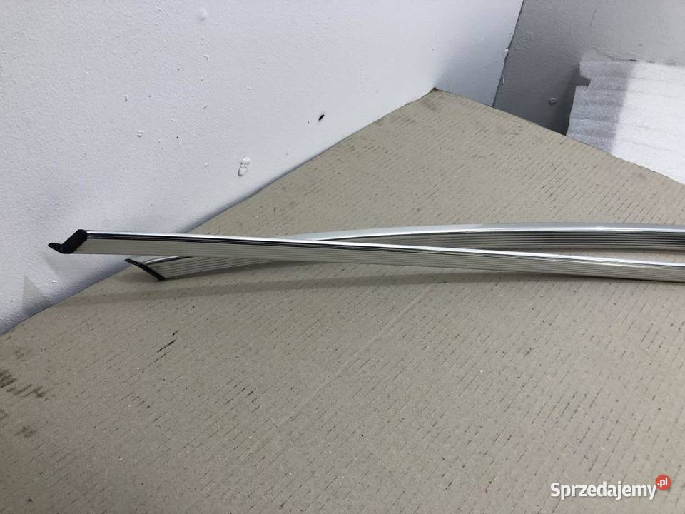 LISTWY DACHOWE MERCEDES W204 KOMBI