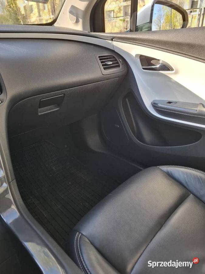 Sprzedam opel ampera hybryda Warszawa