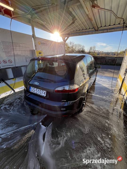 Ford S Przestronny Oszczędny