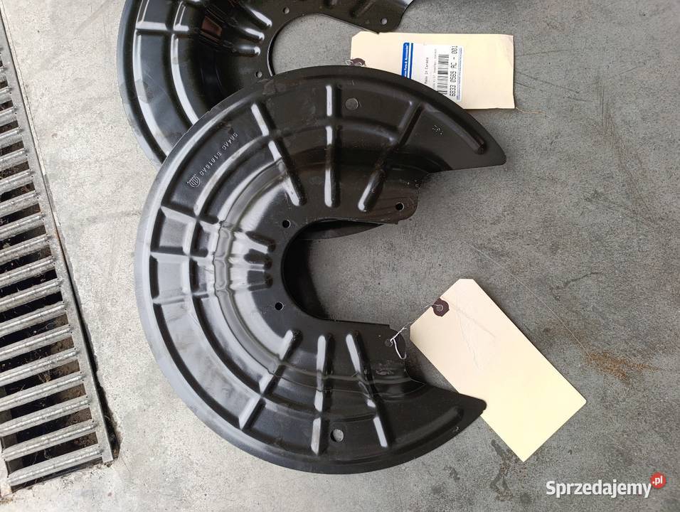 Osłony tarczy hamulcowa RAM 1500 mopar Rok produkcji 2025 Czarny Las
