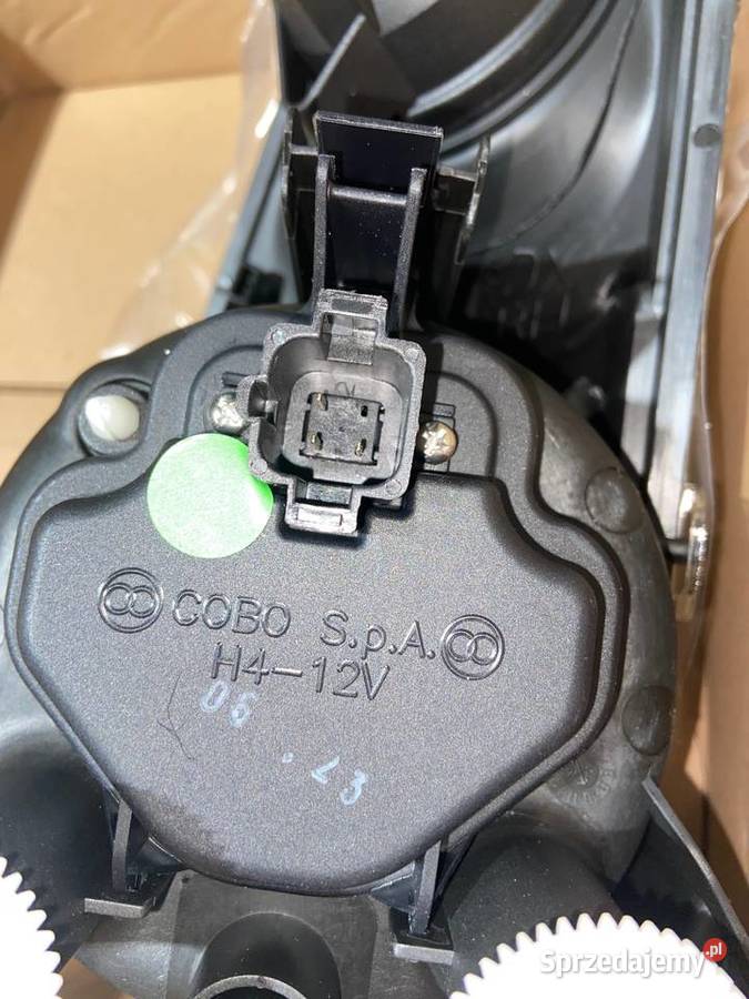 84156844 Reflektor lampa przednia T5000 T6000