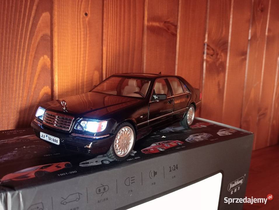 Hot Wheels Premium MercedesBenz AMG coupe biały Jaworzno sprzedam