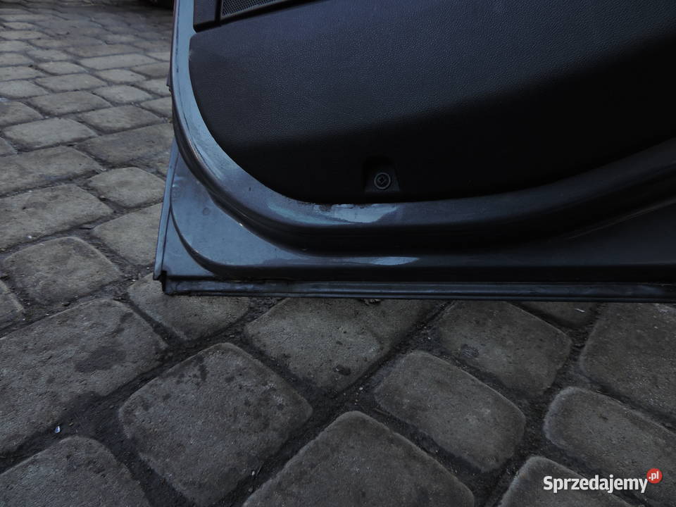 FIAT GRANDE PUNTO 5D DRZWI PRAWY TYŁ 634C Części samochodowe