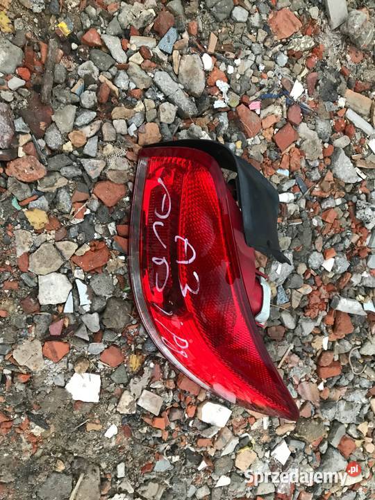AUDI A3 8P LAMPA TYŁ TYLNA PRAWA osobowe wielkopolskie Zbierkowo
