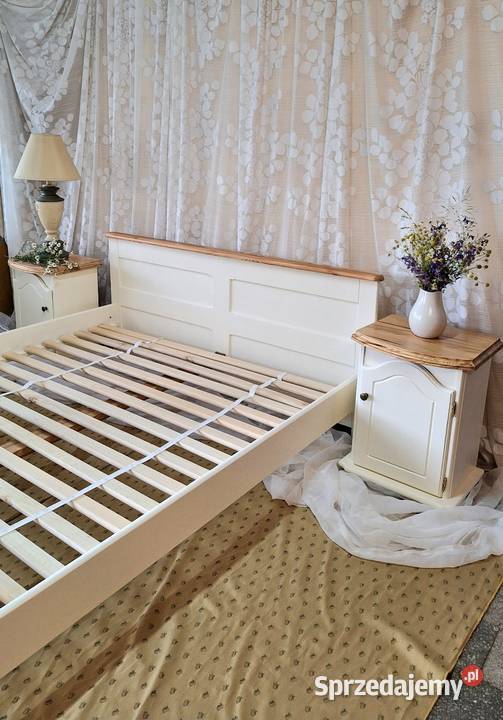 łóżko 2 szafki nocne drewniane sosnowe lubelskie Dubeczno sprzedam
