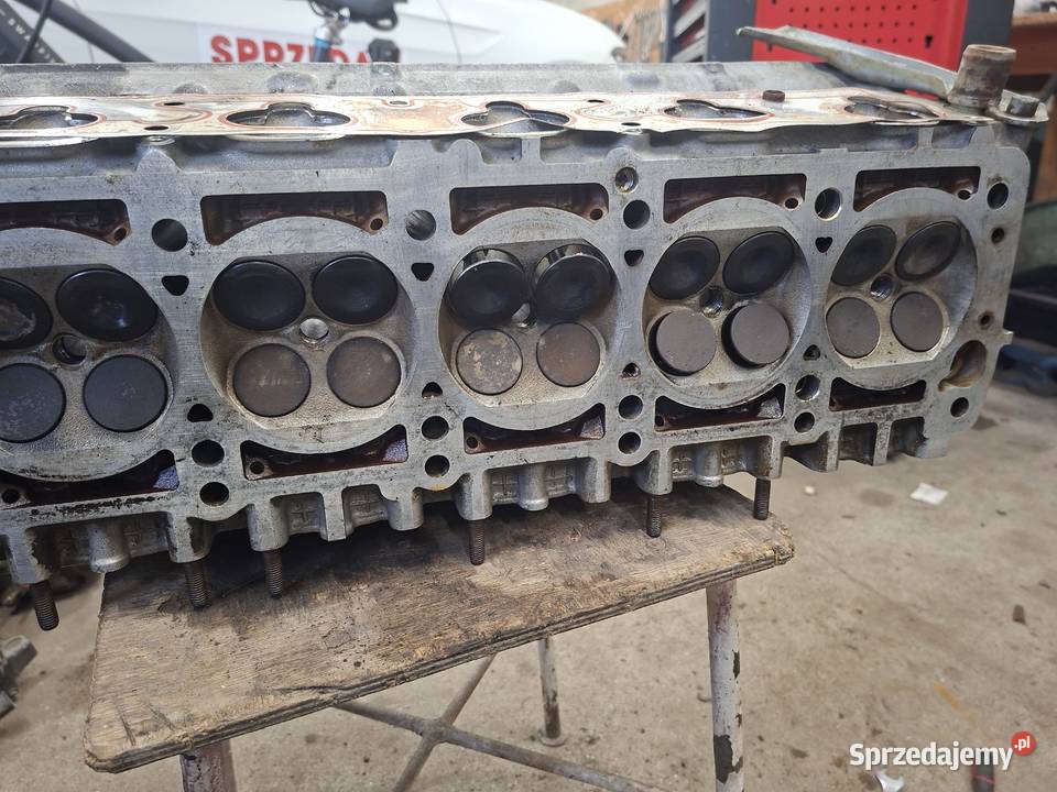 Mercedes w124 głowica cylindrów m104 1040161101 Parczew