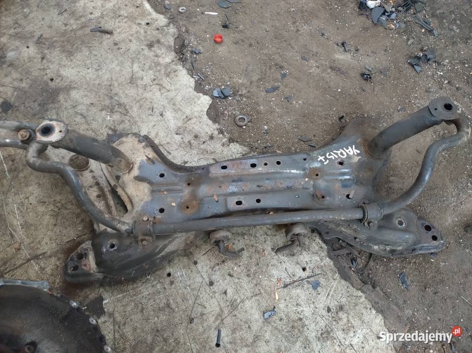 TOYOTA YARIS I belka przod zawieszenia sanki świętokrzyskie Kielce