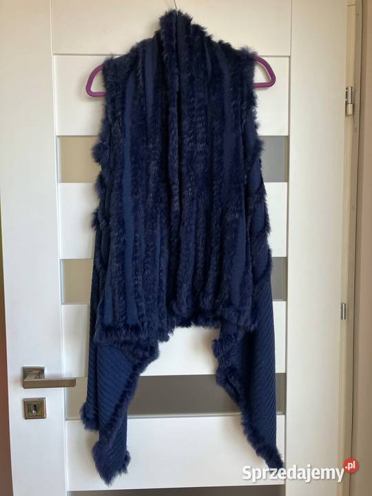 Nowa granatowa luksusowa kamizelka narzutka bez rękawa Nisko