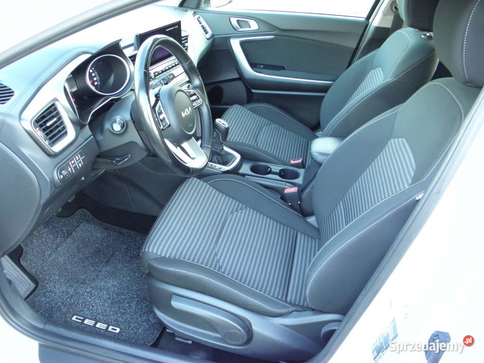 Kia Ceed 15 TGDI 160 NAVI kamera Tempomat FULL małopolskie Niepołomice