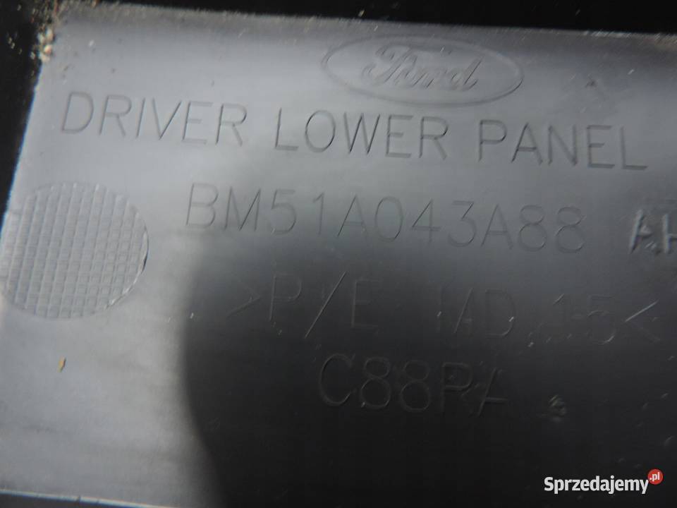 FORD FOCUS MK3 EUROPA SCHOWEK BM51A043A88AH osobowe sprzedam