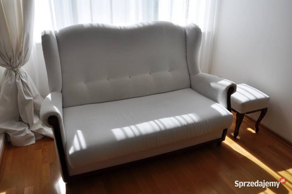 Sofa 2 os z funkcją rozkładania i puf RADPOL Meble