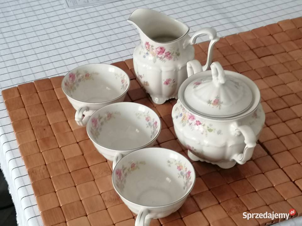 Zestaw porcelany z lat 2030 C T Tielsch