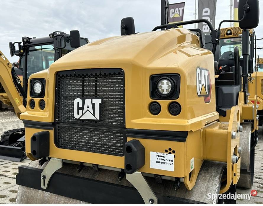 WALEC DROGOWY CATERPILLAR CB27 GC wielkopolskie Tuliszków