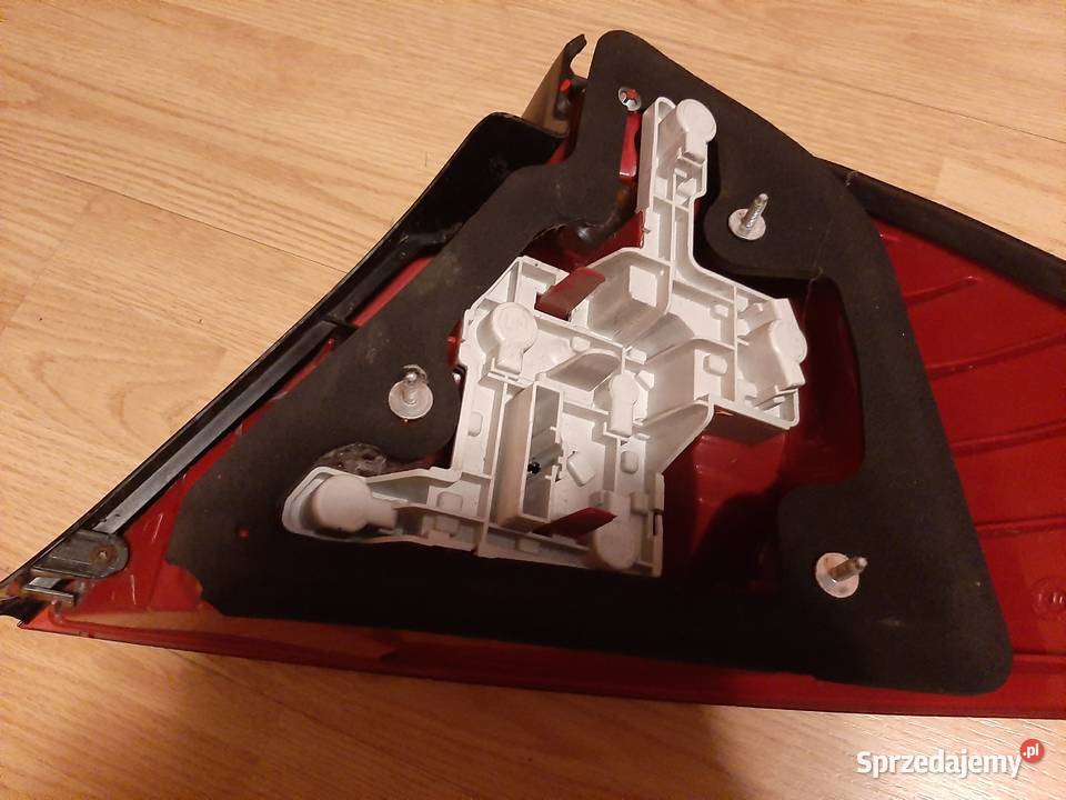 Lampa lew tylna do Ford Mondeo MK3 Sedan Również Skierniewice