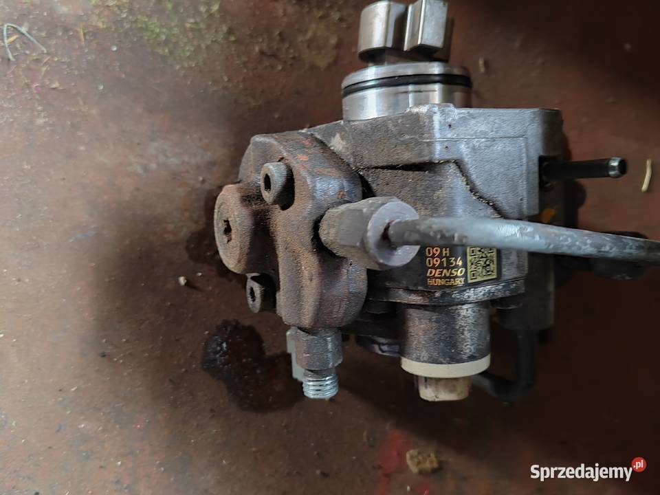 Pompa wtryskowa Rav4 osobowe sprzedam