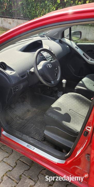 Toyota Yaris 13 VVTi 2008r uszkodzony Warszawa sprzedam