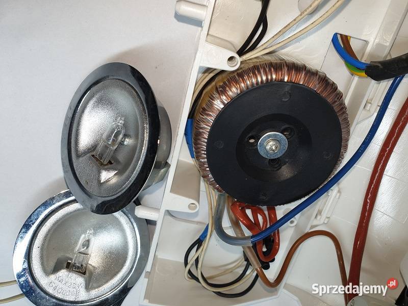 Lampa podpółkowa z zegarem Reszel sprzedam