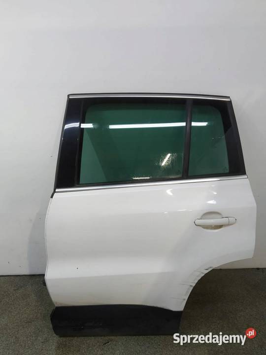 DRZWI LEWE TYŁ BIAŁE VW Volkswagen Tiguan I sprzedam