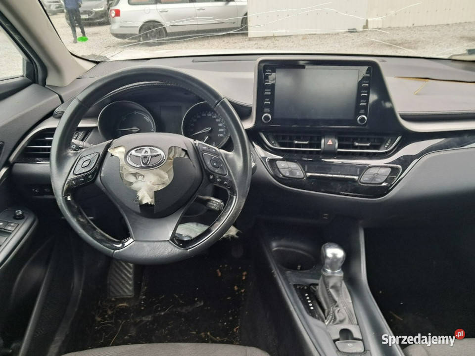 Toyota CHR Komorniki