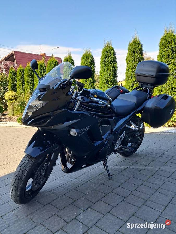 Sprzedam motocykl sportowoturystyczny Rok produkcji 2010 świętokrzyskie