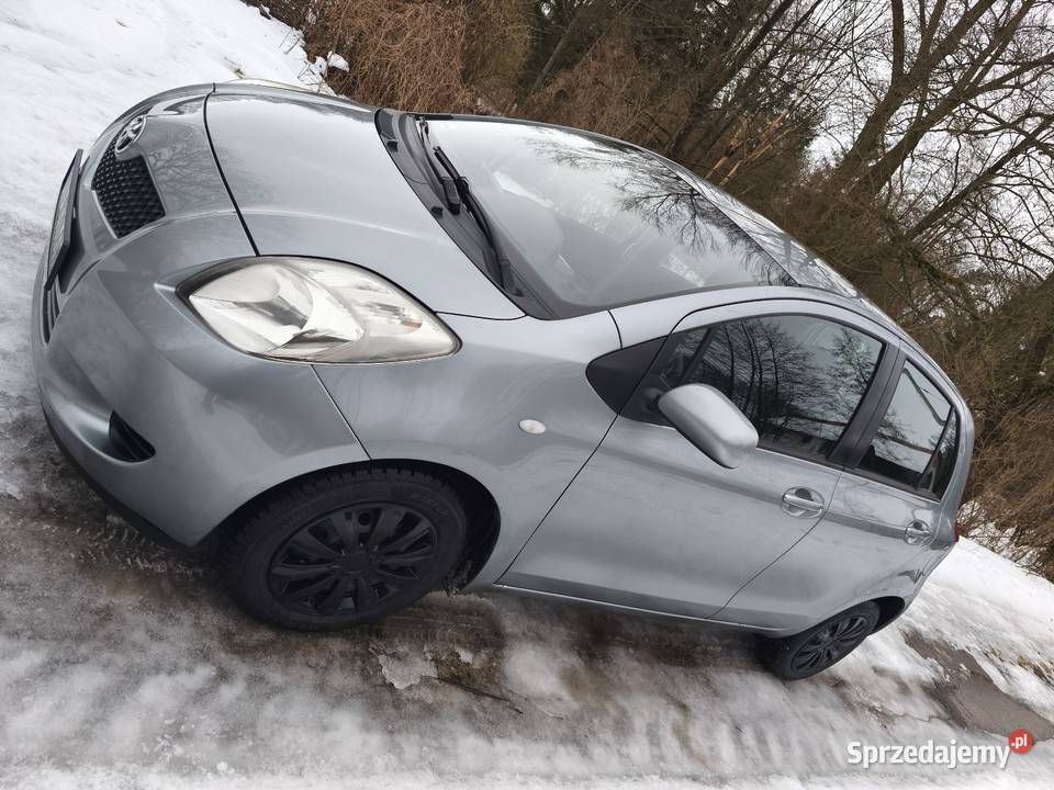 Toyota Yaris II 13 b 06rp mały przebieg do jazdy Kraśnik
