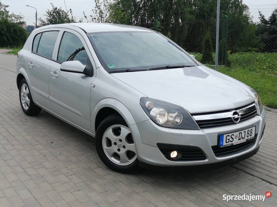 Opel astra h lift 16 benzyna bmaly przebieg 2kpl kujawsko-pomorskie Chełmno