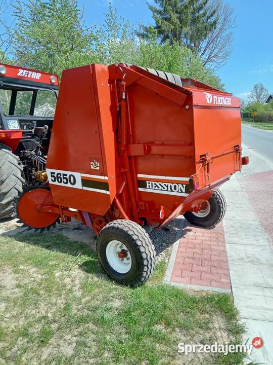 Prasa rolująca FIATAGRI Hesston 5650 nieuszkodzony