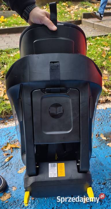 Fotelik MaxiCosi Titan 936 ISOFIX 2023 warmińsko-mazurskie Olsztyn sprzedam