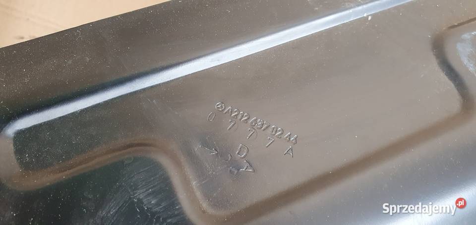 EKLASA W212 SEDAN BŁOTNIK PRAWY TYŁ POSZYCIE części blacharskie Trzciel